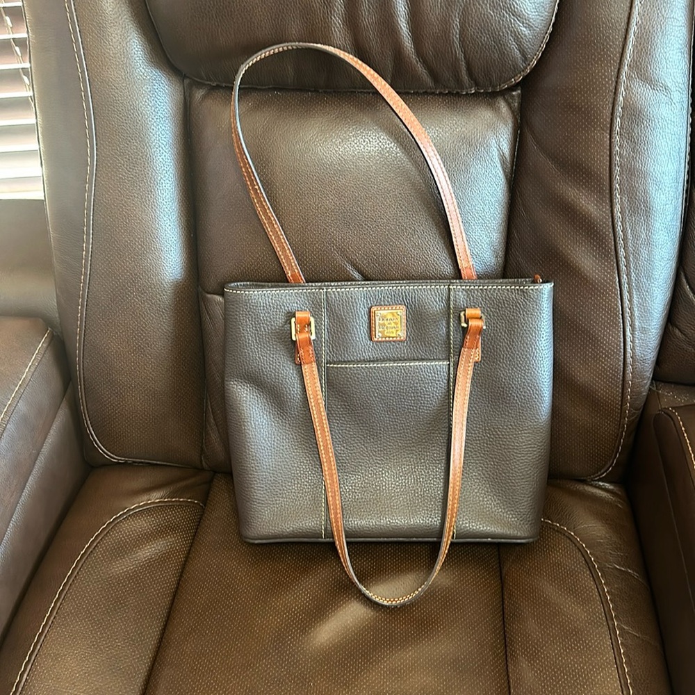 Dooney & Bourke Bag